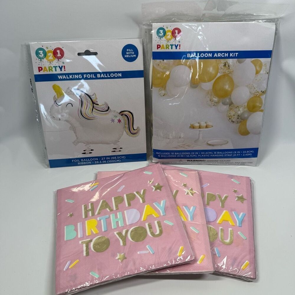 D24 Party Decorations- 5 piece party decorations, walking unicorn and arch ballo